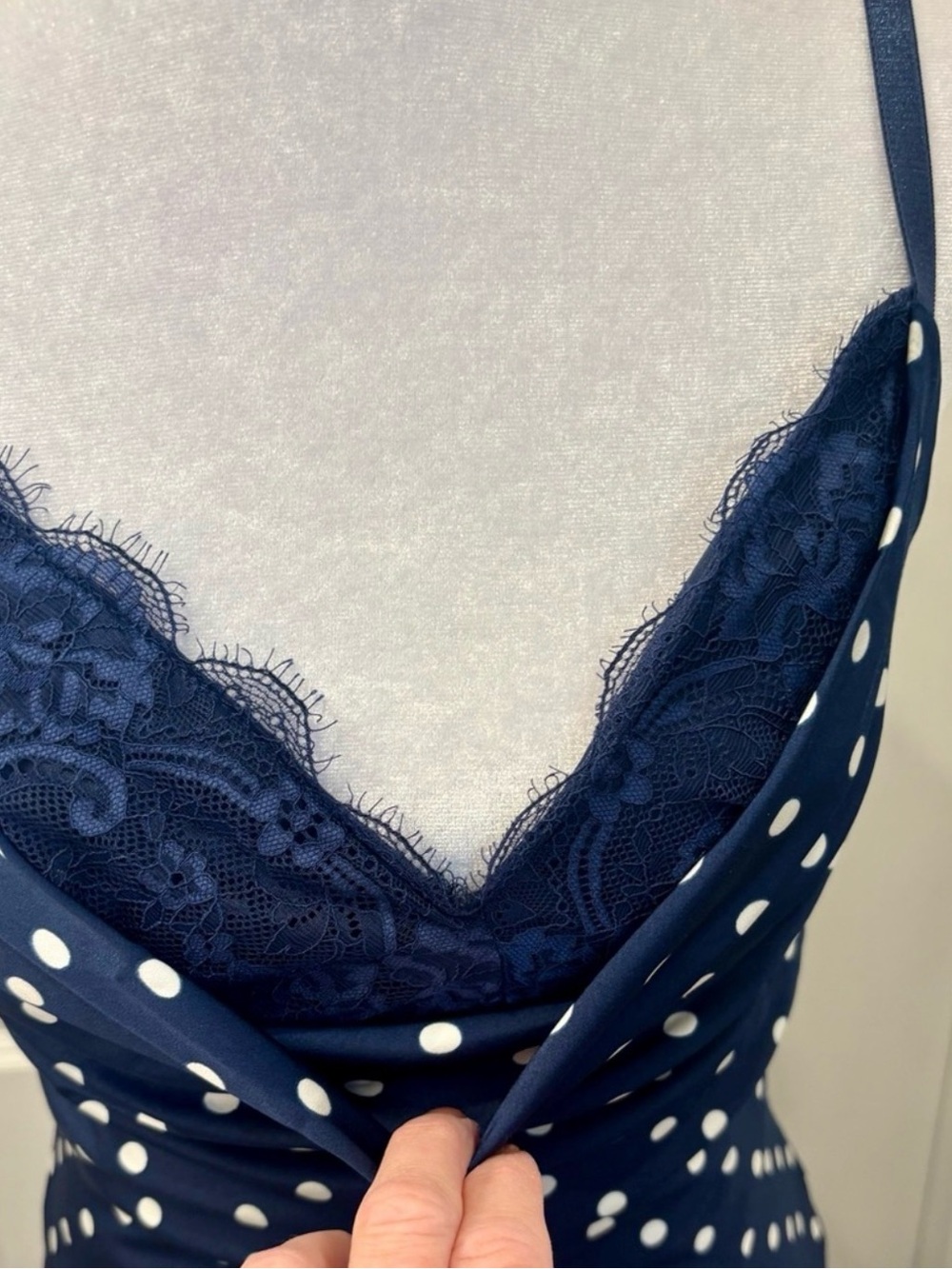 NWT Jessica Simpson Navy Polka Dot Lace Cowl Neck Maxi Dress XL - Picture 14 of 14